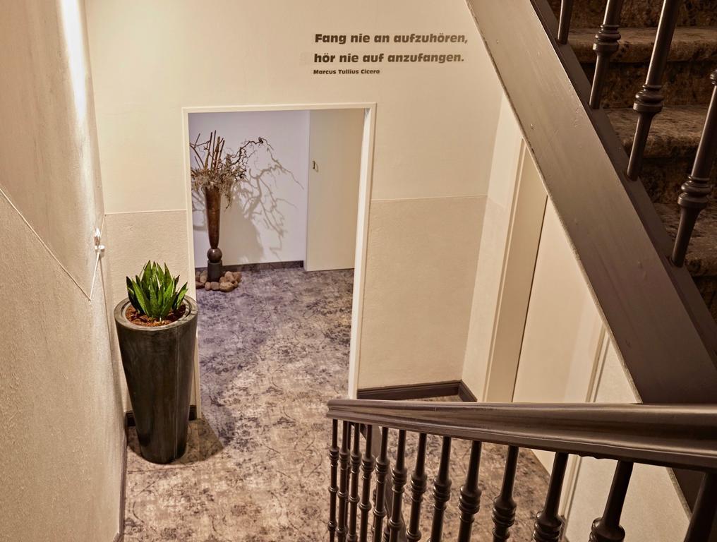 Hotel Zur Wartburg Реда-Виденбрюк Экстерьер фото