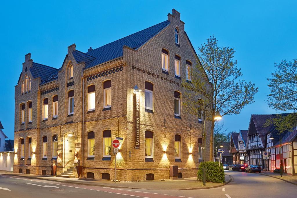 Hotel Zur Wartburg Реда-Виденбрюк Экстерьер фото